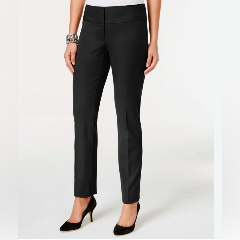 320M NWT Alfani Tummy Control Slim Straight Leg Pant‎ - Size: 22WP